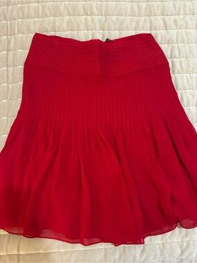 NWT HANLEY MELLON PLEATED SKIRT. Size 6